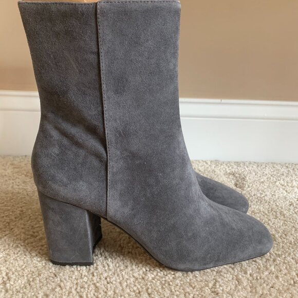 Ann Taylor Women's Suede Block Heel Ankle Boots, Grey, size 9 NWOB - Picture 2 of 9